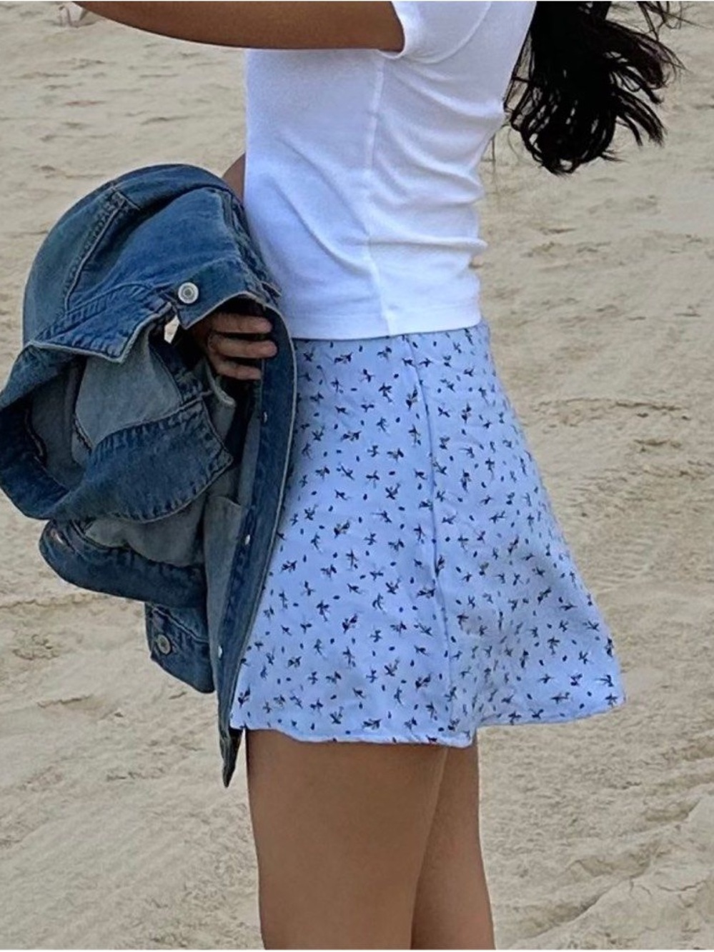 H&M White Skirt with Black Floral Print